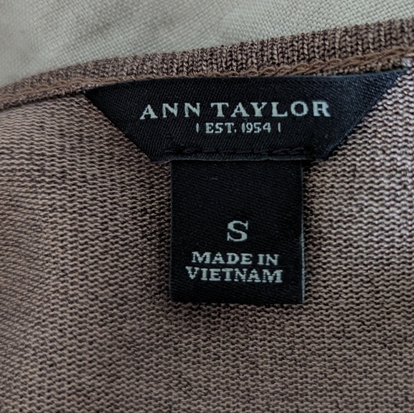 Ann Taylor Cowl Neck Knit Dress w/ Cap Sleeves in Taupe - Picture 3 of 4